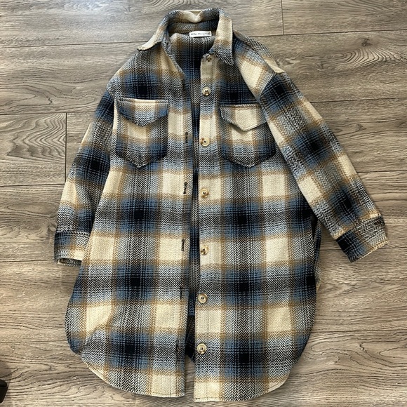 Little mountain flannel Shacket - Picture 1 of 1